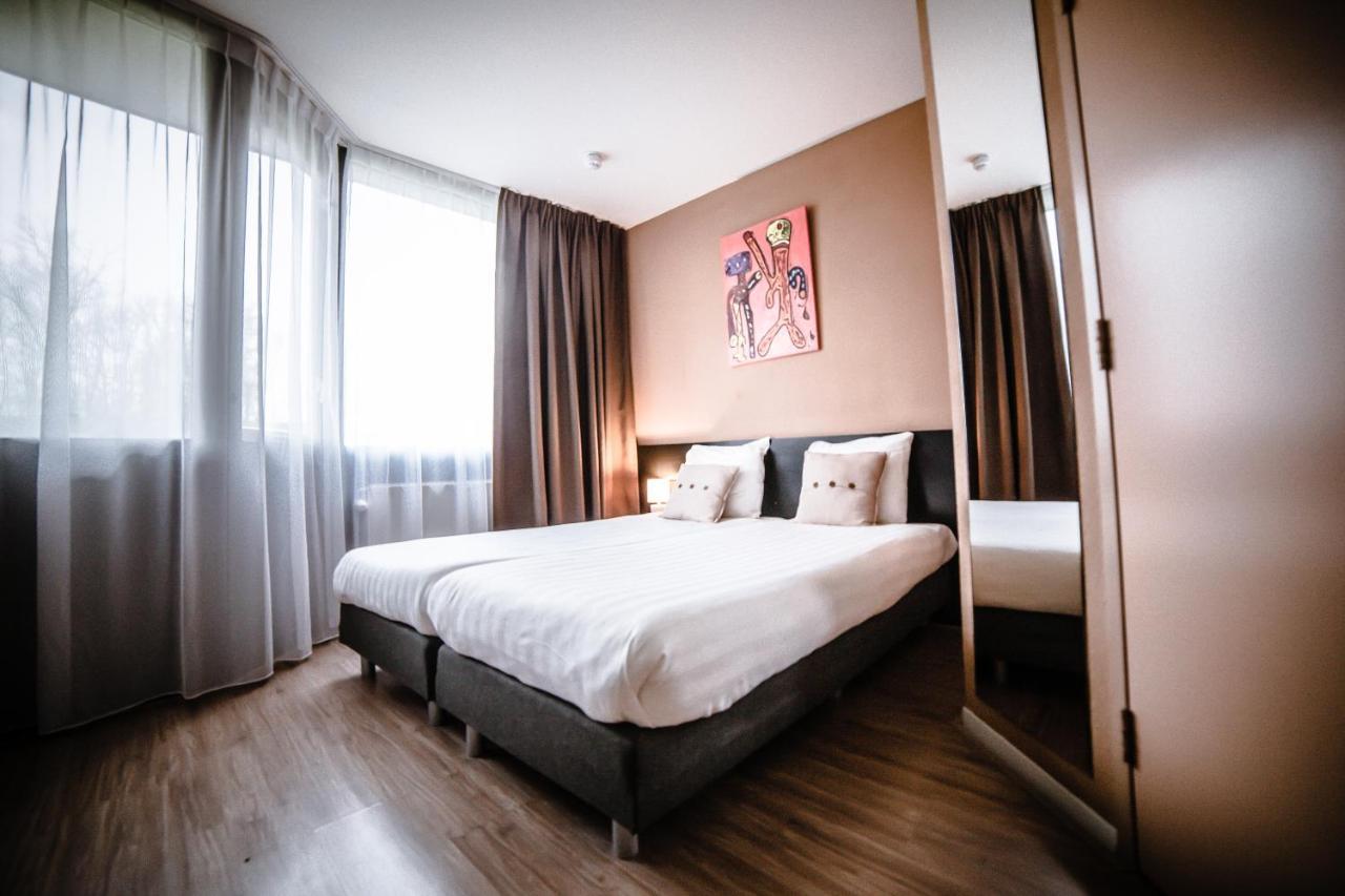 Hotel De Elderschans アールデンブルグ エクステリア 写真